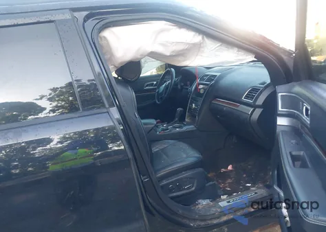 2017 Ford Explorer Platinum z USA, uszkodzony, nr VIN 1FM5K8HT6HGB12913